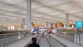 @HKG Terminal 2